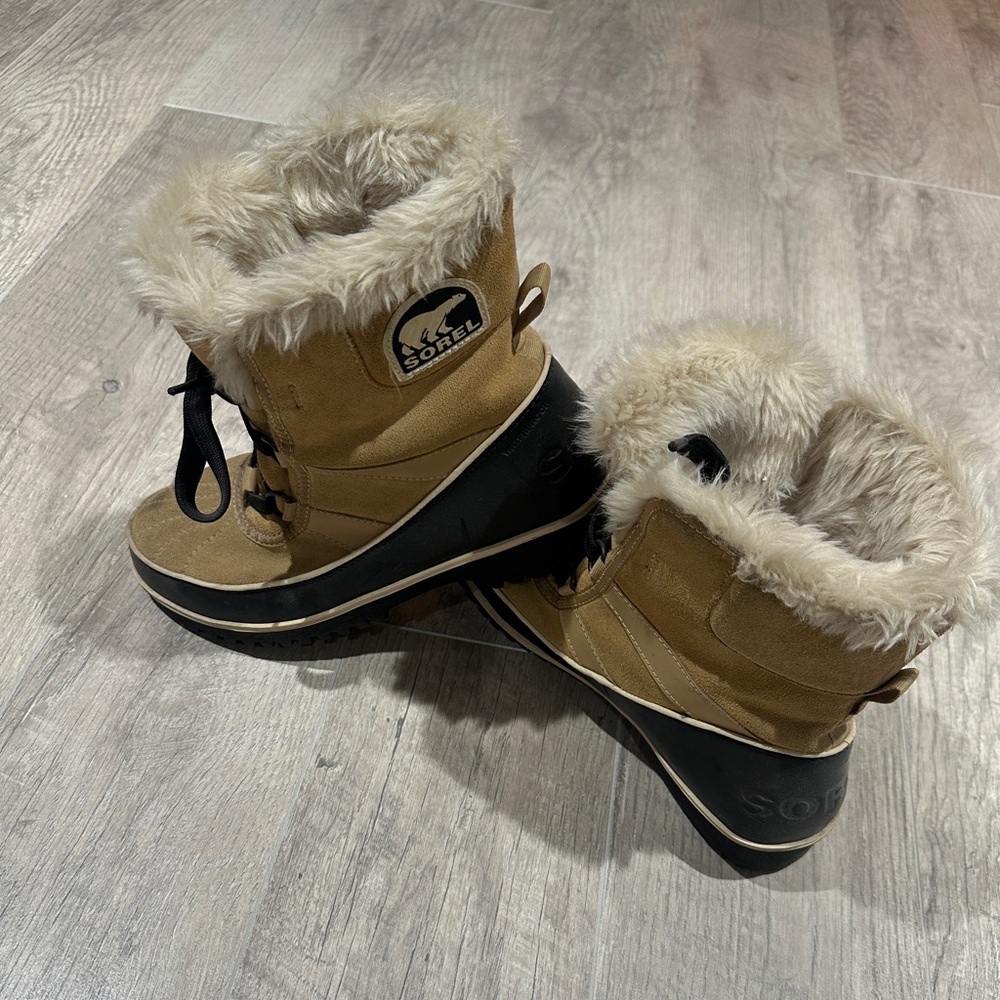 Sorel Tivoli Boots